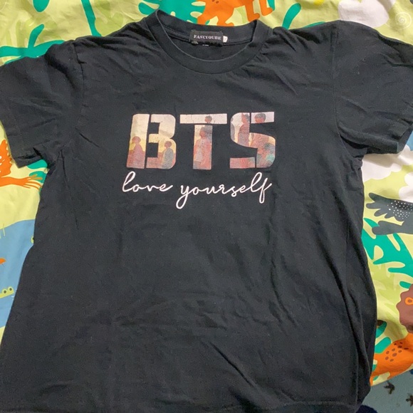 BTS - Love YourSelf - T-Shirt - Picture 2 of 5